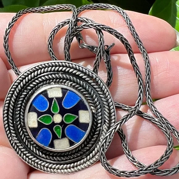 VINTAGE 925 STERLING ARTISAN PENDANT CHAI NECKLACE GEMSTONES INLAID PIN BROOCH - Picture 1 of 16